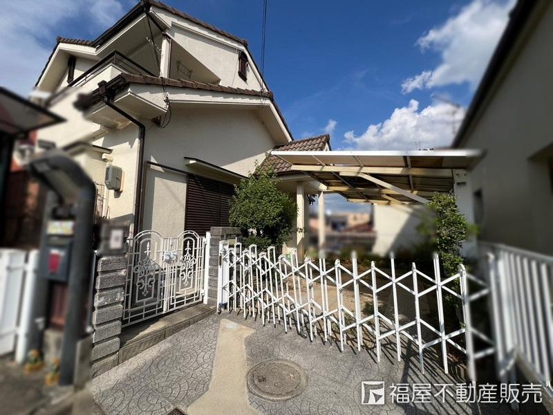 Bright 4LDK Home with South-Facing Covered Balcony in Kashiba, Nara