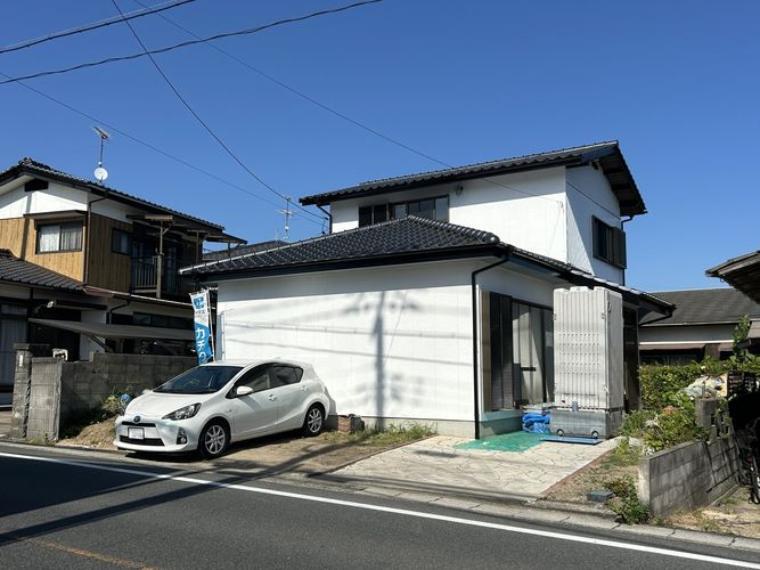 Fully Renovated 3LDK Home in Ube with Bright Interiors and 2-Car Parking in Ube