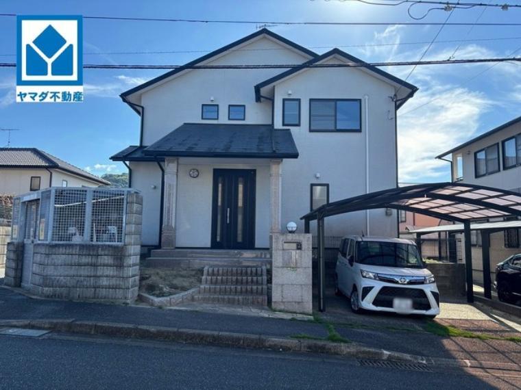 Bright, Partially Renovated 4LDK Home Near Misakigaoka Station, Fukuoka