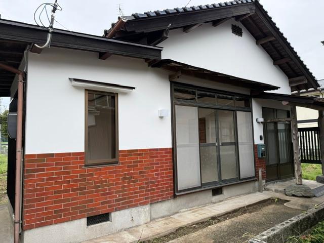 Renovated 5LDK Home with Spacious Garden in Kurayoshi, Tottori