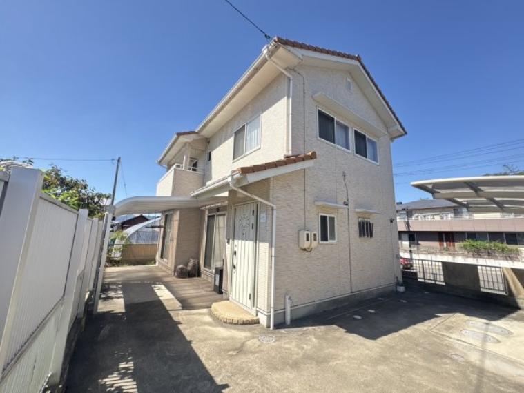 太陽光発電と和室を備えた向島町の明るい4LDK戸建て、尾道市