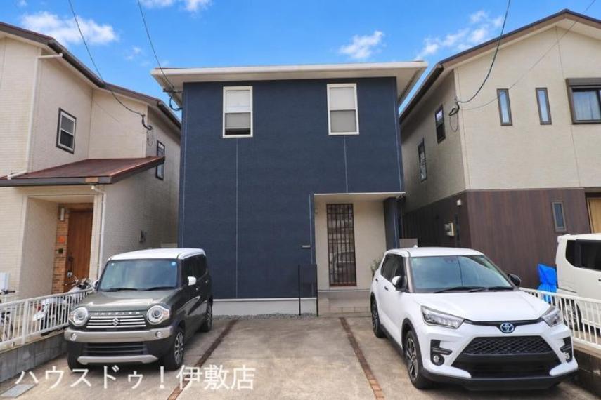Bright 3SLDK Home with 20-Tatami Living Room and Sakurajima Views, Kagoshima