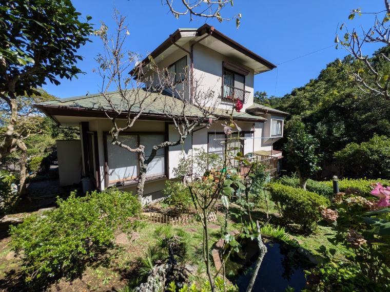 Sunny Corner Home with Garden Potential in Nago-yatani Emerald Town, Izunokuni, Shizuoka
