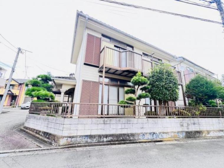 Bright 4LDK Wooden Home in Ogawa, Akiruno, Akiruno, Tokyo