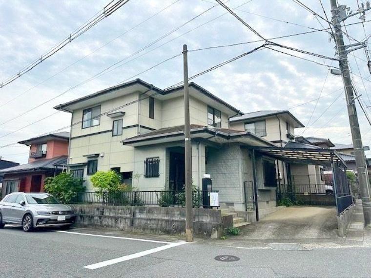 Light-Steel 4LDK Home with Tatami Rooms in Shimonoseki, Shimonoseki, Yamaguchi